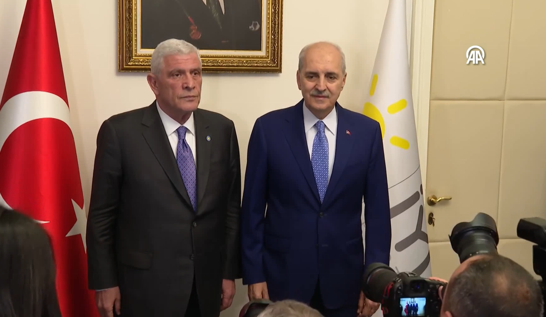 TBMM Başkanı Kurtulmuş'un süreç yasası turu sürüyor.