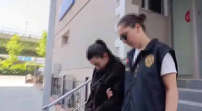 AVM’de şoke eden olay! Üniversiteli genç kız 606 mermi ile yakalandı: Sevgilime