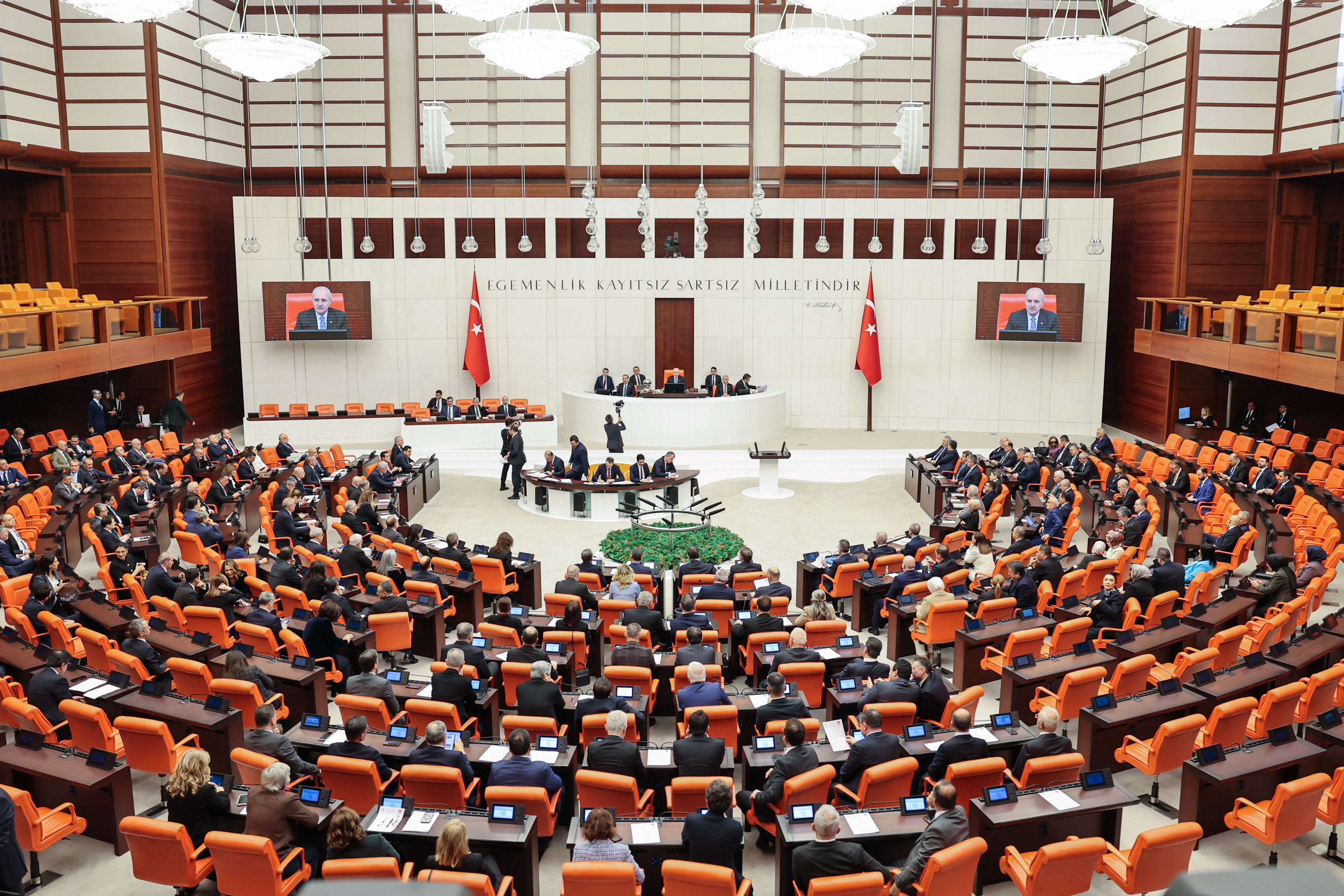 Önce tasfiye sonra suçlara erteleme.