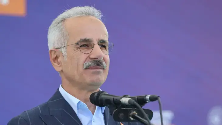 Bakan Uraloğlu stajyer öğrencilerle buluştu!